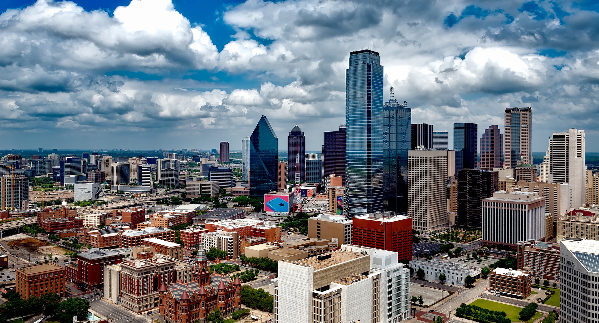 Dallas Female Strippers - City Skyline