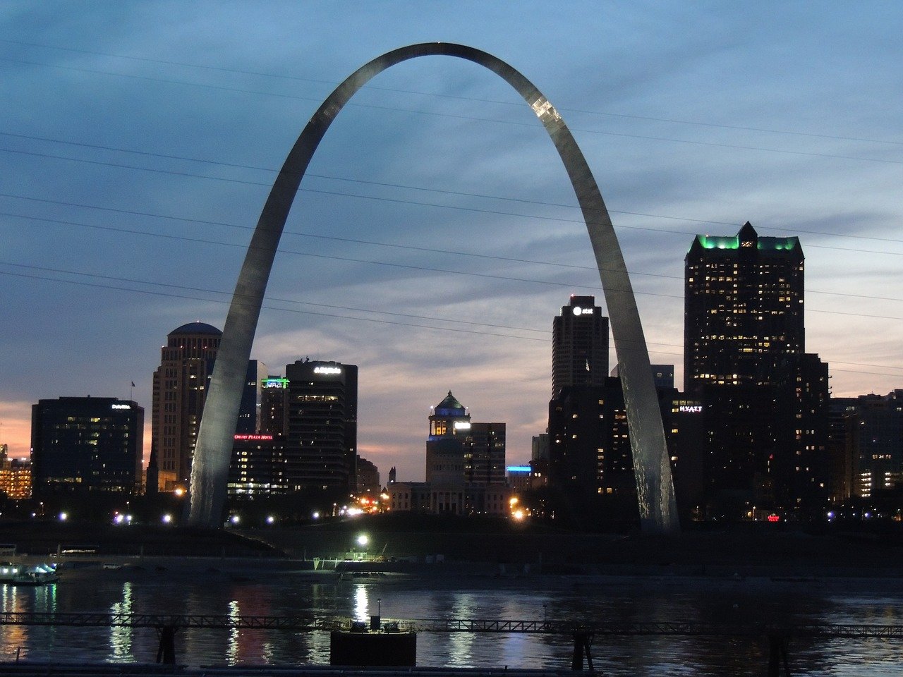 St Louis Female Strippers - City Skyline